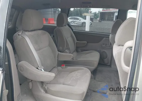 2010 Toyota Sienna Le из США, поврежденный, VIN 5TDKK4CC3AS326275